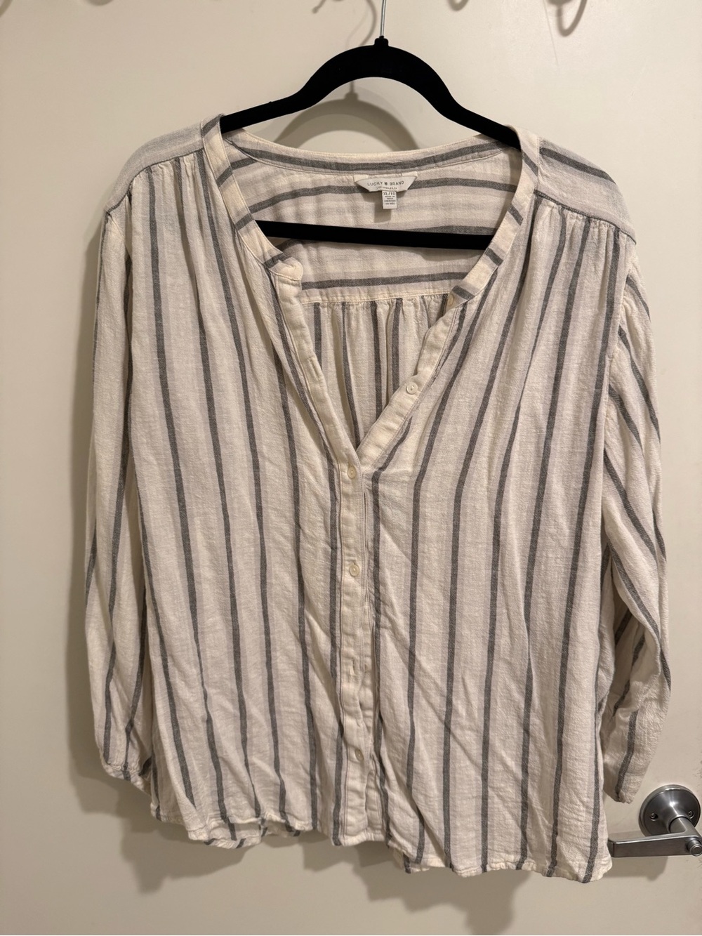 Linen Blend Striped Button-Front Women’s Top - Cream & Gray